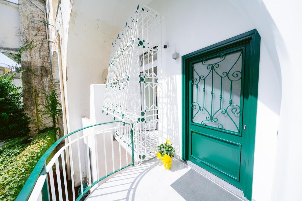 La Dimora Di Nonna Maria Hotel Maiori Luaran gambar